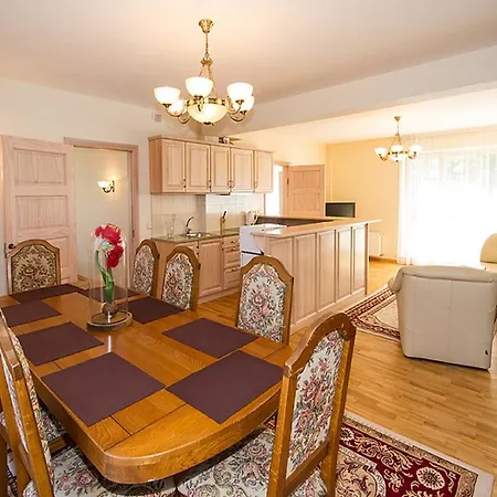Aparte Lux Homestay szállás *